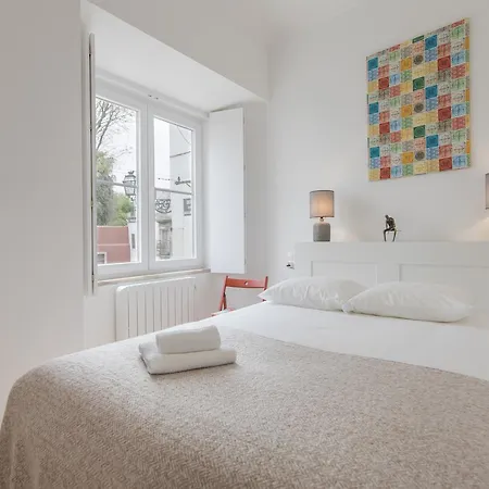 Apartament Golden Triangle - Graca, Alfama And Castelo Lizbona